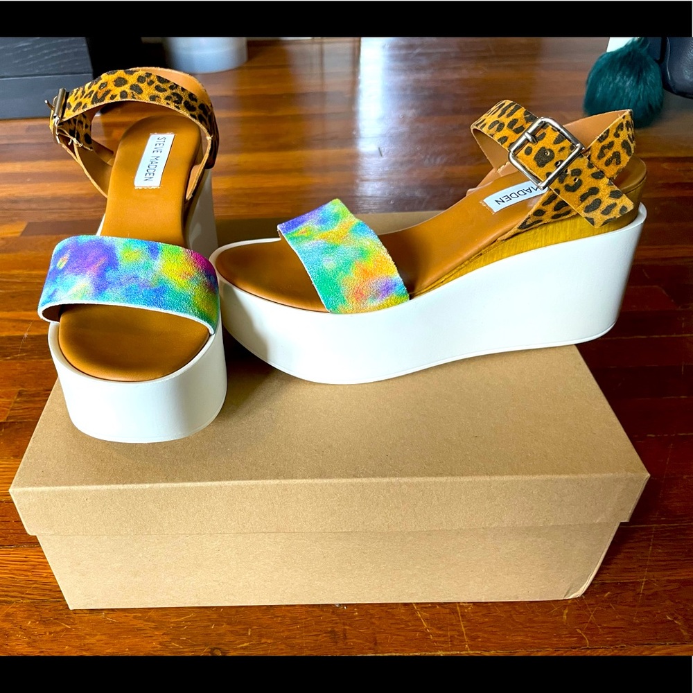 Steve Madden multi-color platform sandals